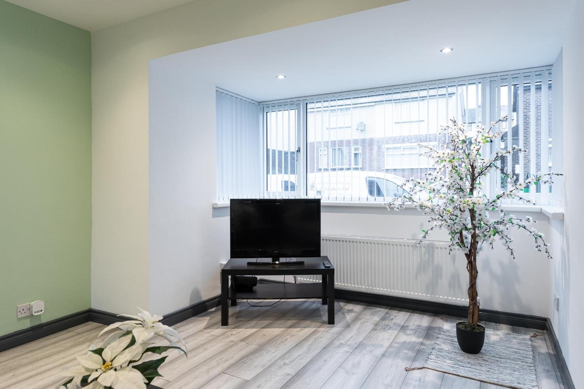 Fully Refurbished North Belfast Home 2 Εξωτερικό φωτογραφία